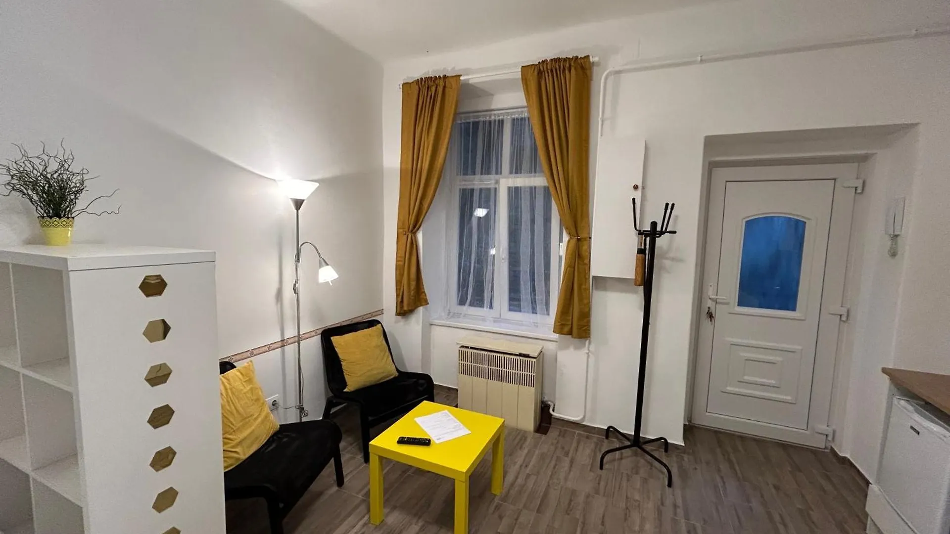 Mysterious Garden Apartment Budapest